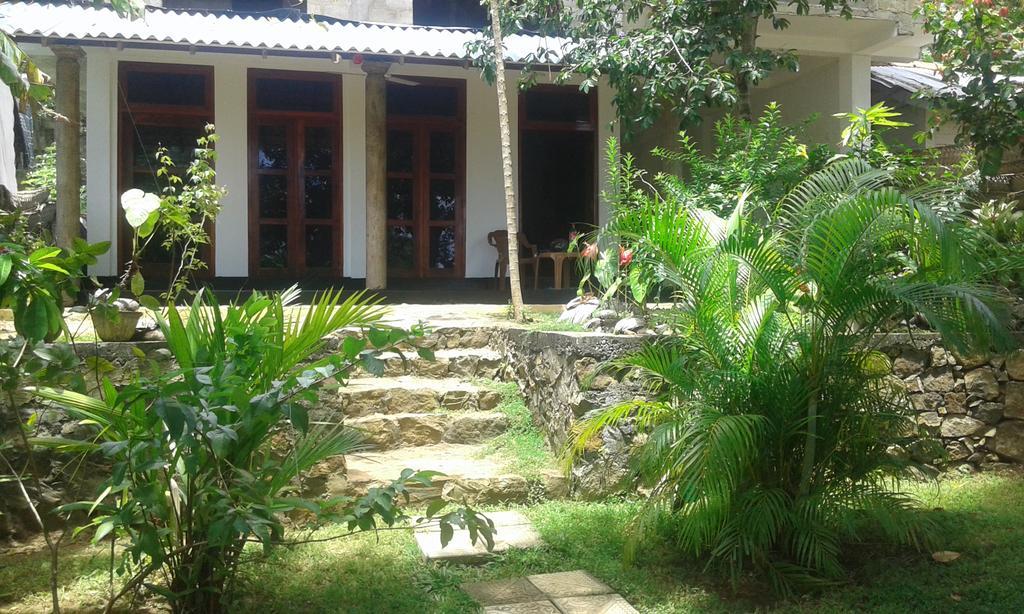 Arazo Villa Unawatuna Exterior foto